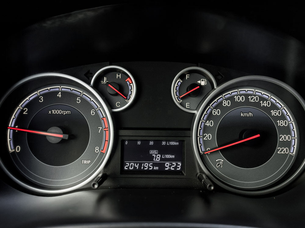 Купить Suzuki SX4 1.6 MT (112 л.с.), 2012 в Екатеренбурге