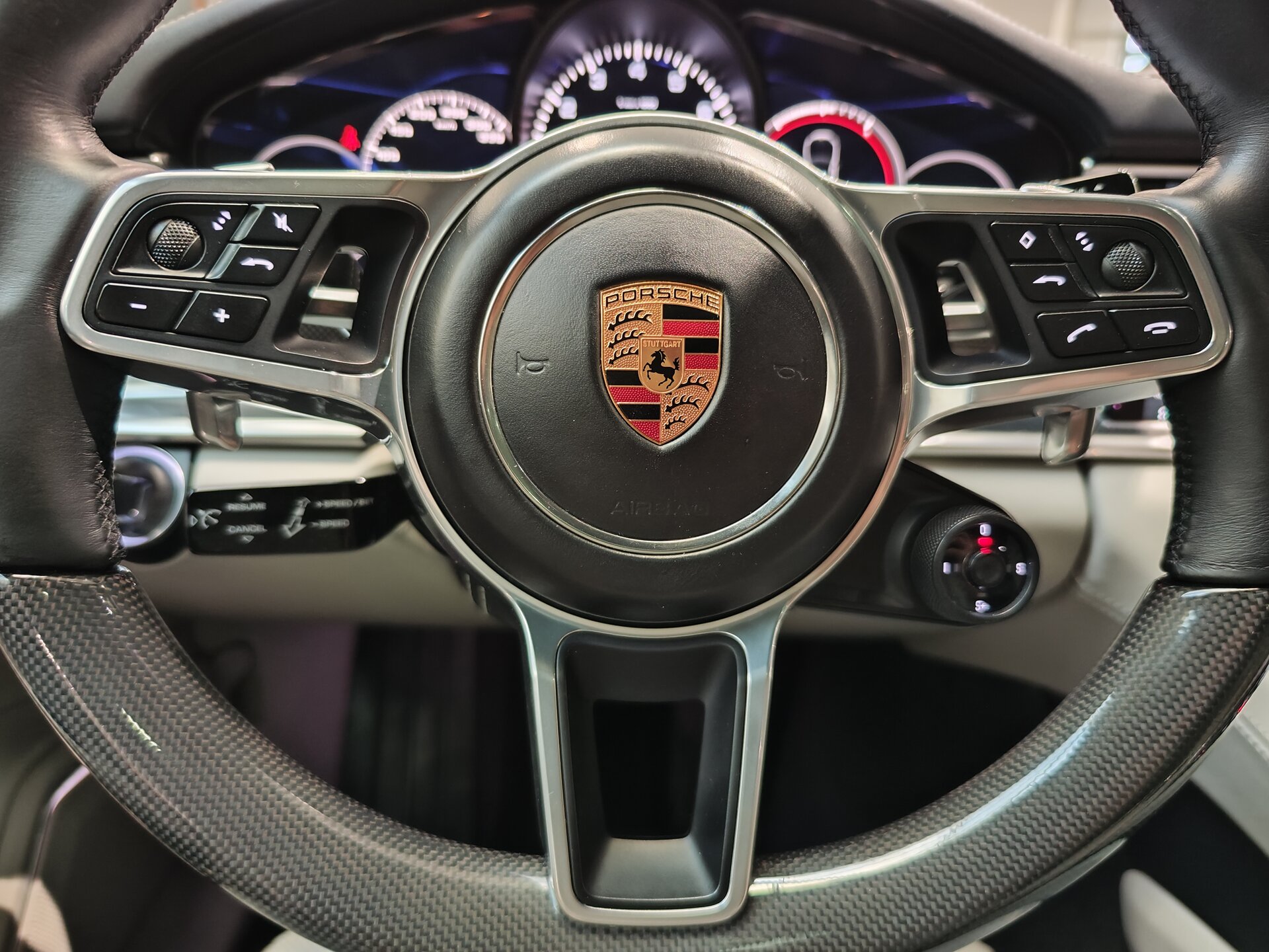 Автомобиль Porsche Panamera 4S 2.9 AMT (440 л.с.) 4WD - 18
