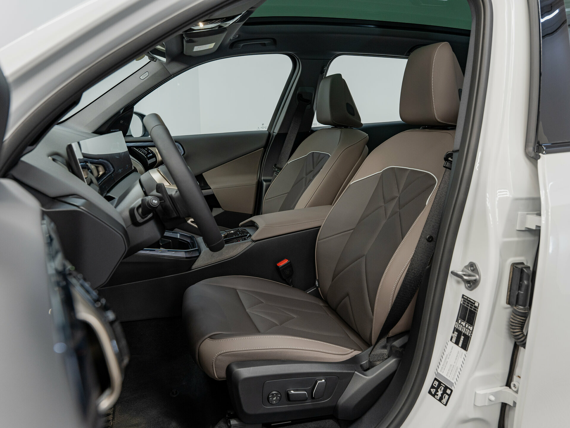 Автомобиль BMW X3 30L xDrive 2.0 AT (258 л.с.) 4WD - 12