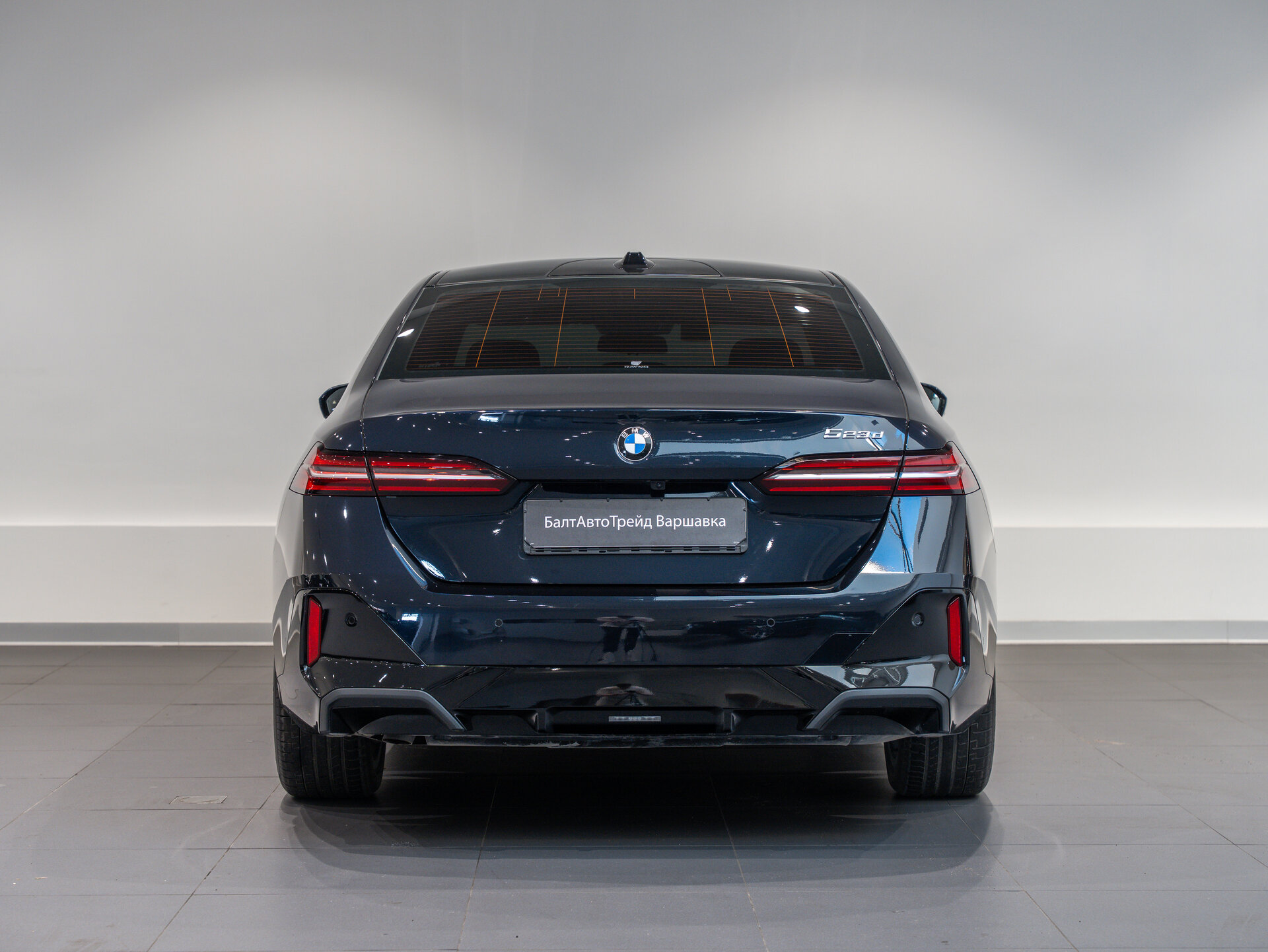 Автомобиль BMW 5 серии 523d 2.0d AT (197 л.с.) - 6