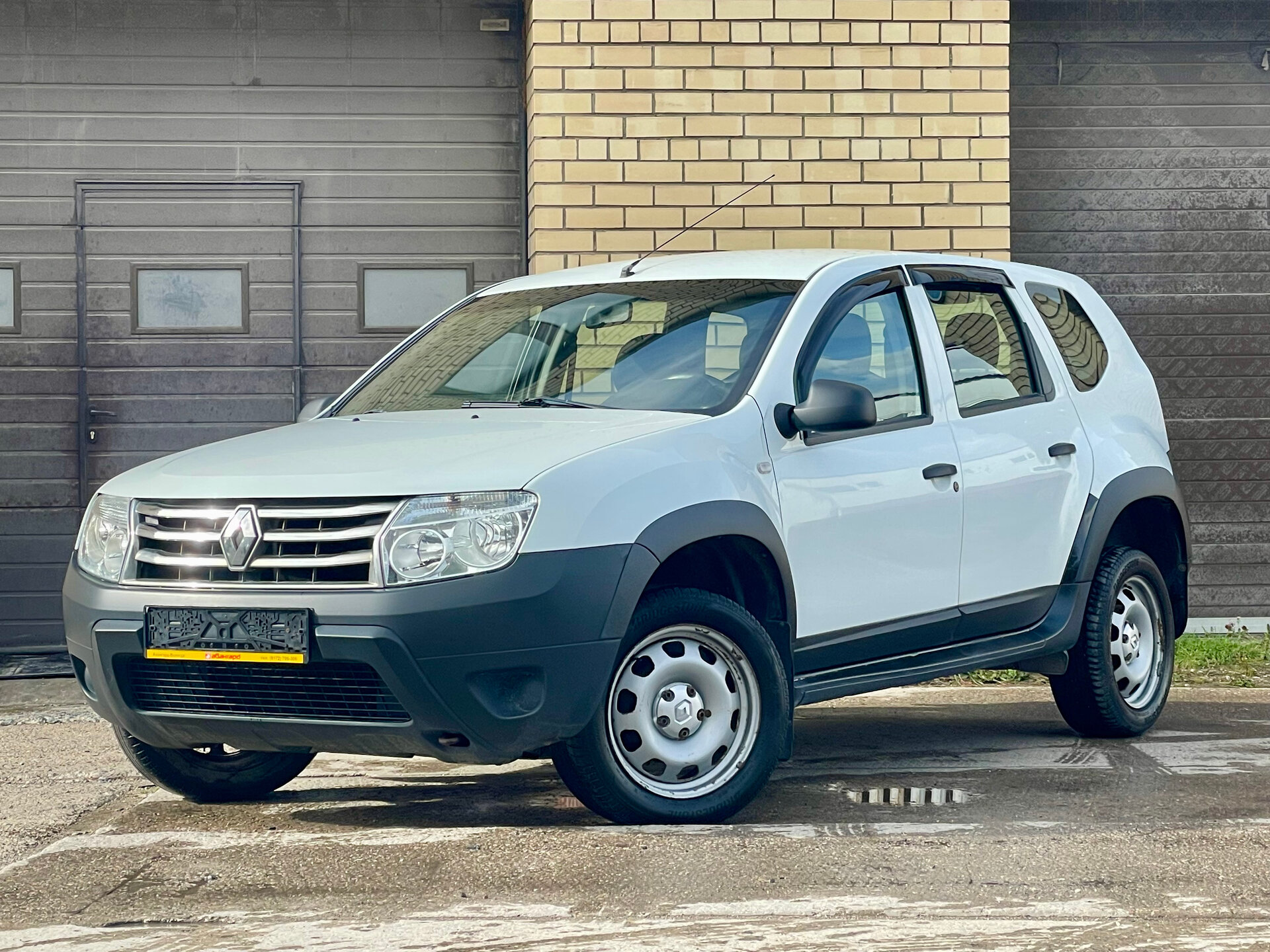 Renault Duster 1.6 MT (102 л.с.) 2015