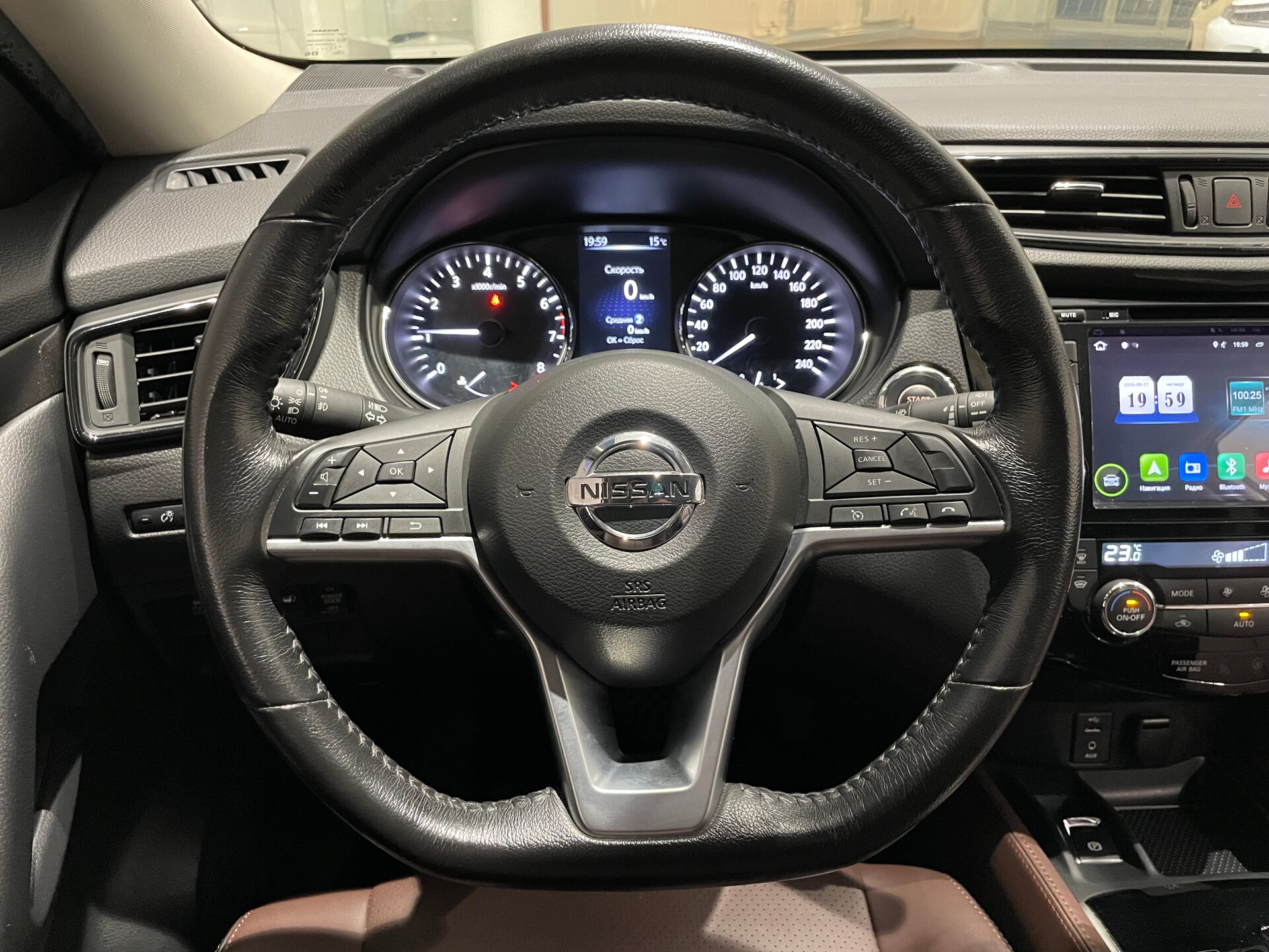 Автомобиль Nissan X-Trail 2.0 CVT (144 л.с.) - 16