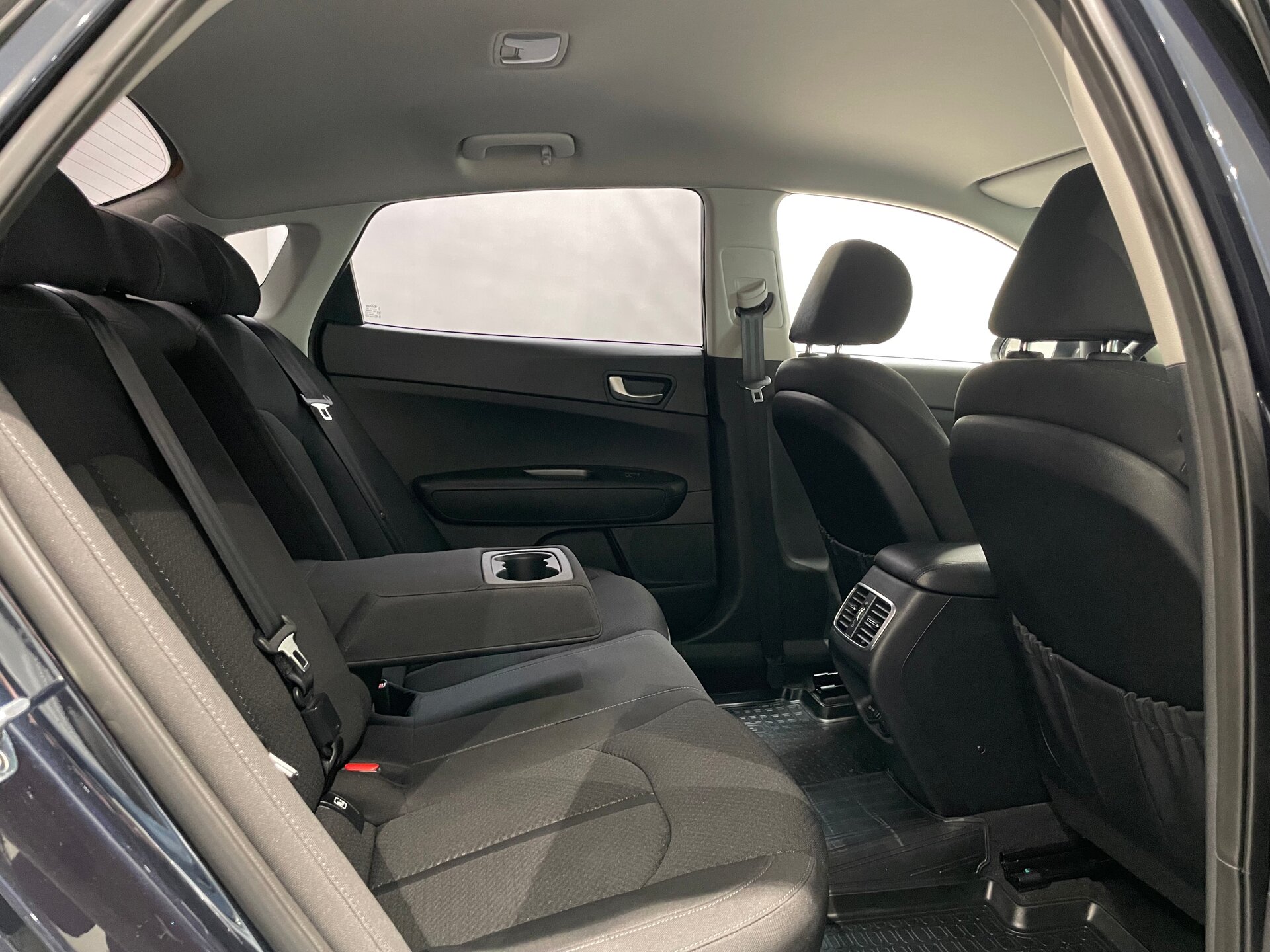Автомобиль Kia Optima 2.0 AT (150 л.с.) - 10