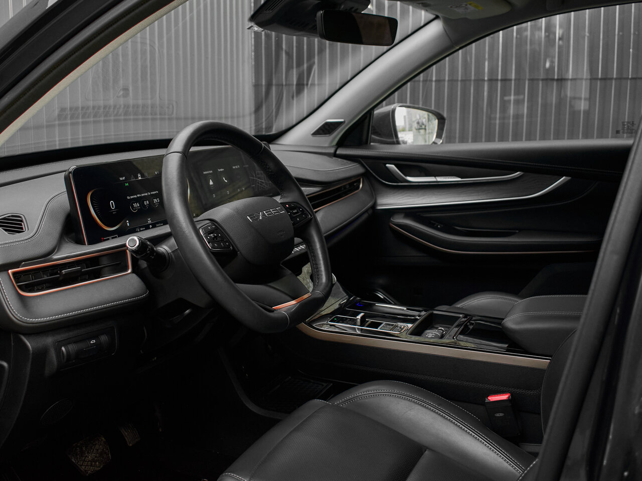 Купить EXEED LX 1.5 CVT (147 л.с.), 2022 в Екатеренбурге