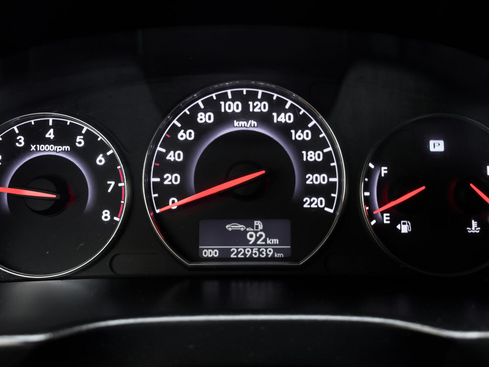 Купить Hyundai Santa Fe 2.4 AT (174 л.с.) 4WD, 2011 в Екатеренбурге