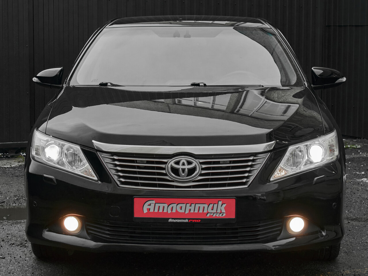 Купить Toyota Camry 3.5 AT (249 л.с.), 2013 в Екатеренбурге