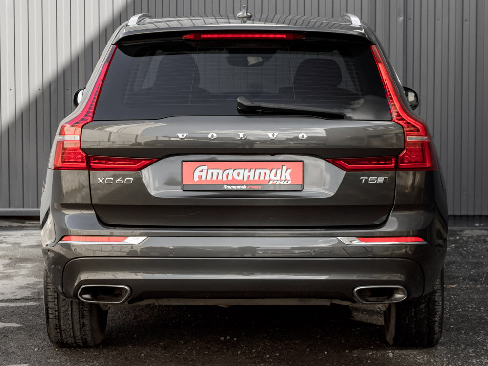 Купить Volvo XC60 2.0 AT (249 л.с.) 4WD, 2018 в Екатеренбурге