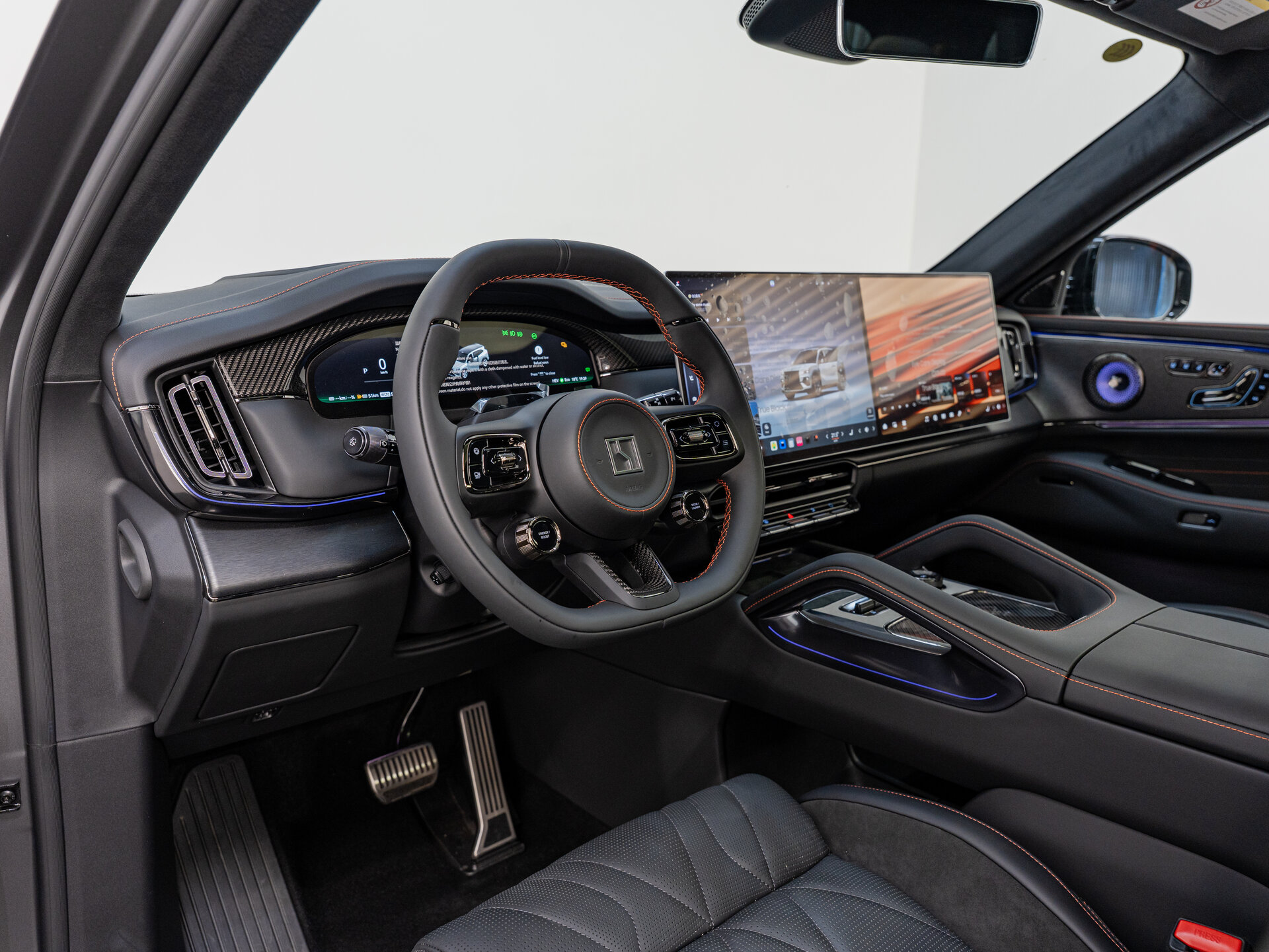 Автомобиль Zeekr 8X Dawn 2.0hyb AT (1401 л.с.) 4WD - 13