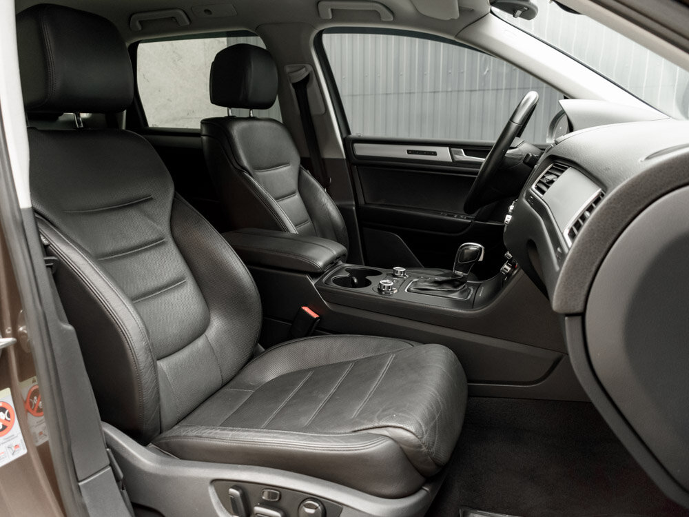 Купить Volkswagen Touareg 3.6 AT (249 л.с.) 4WD, 2012 в Екатеренбурге