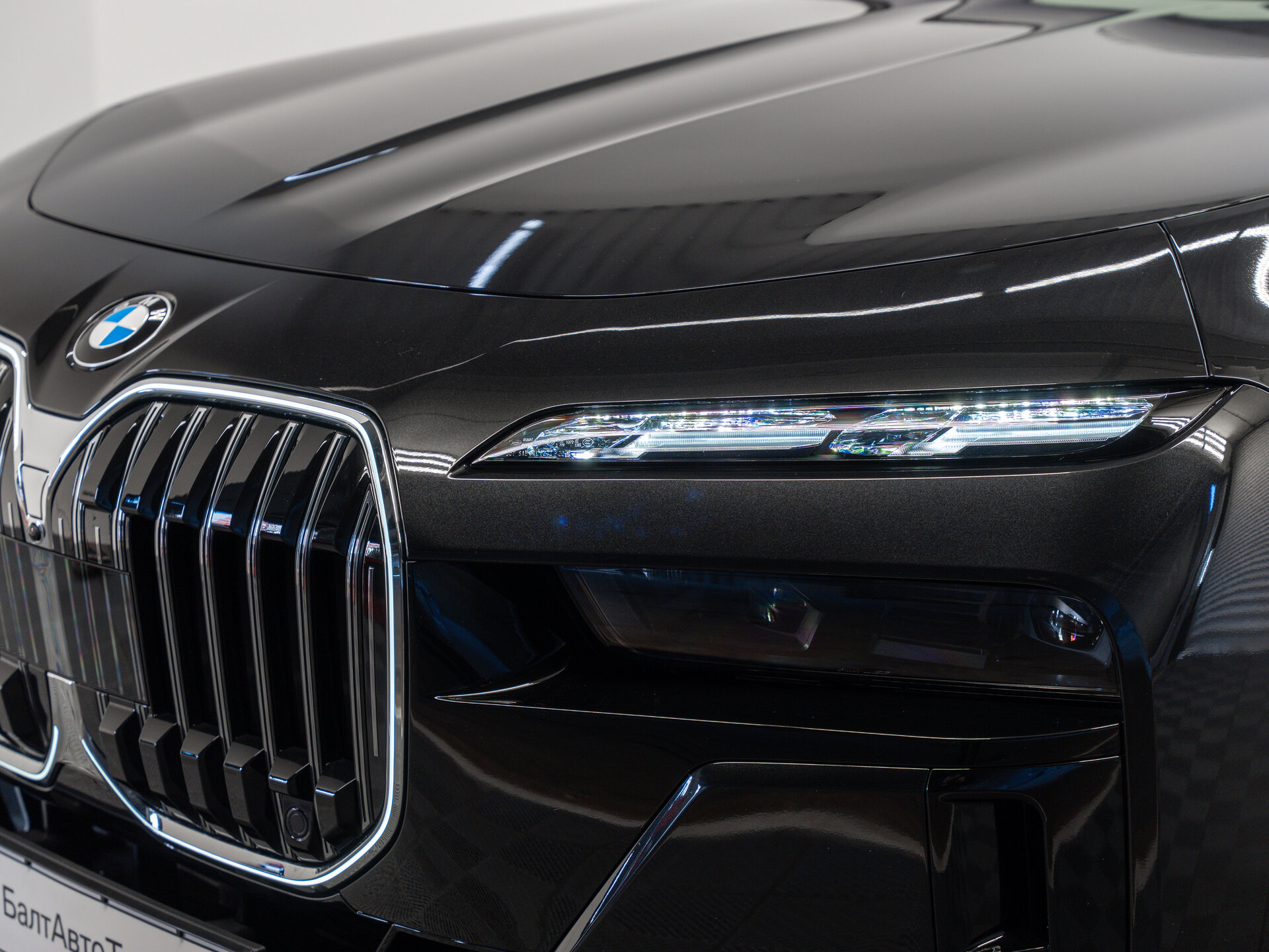 Автомобиль BMW 7 серии 740i xDrive 3.0 AT (380 л.с.) 4WD - 9