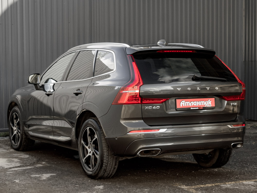Купить Volvo XC60 2.0 AT (249 л.с.) 4WD, 2018 в Екатеренбурге