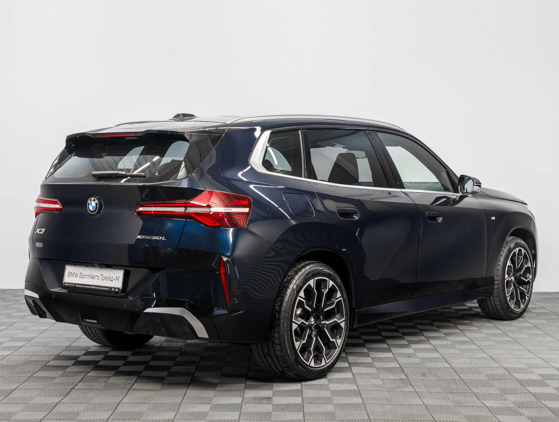 Автомобиль BMW X3 30L xDrive 2.0 AT (258 л.с.) 4WD - 5