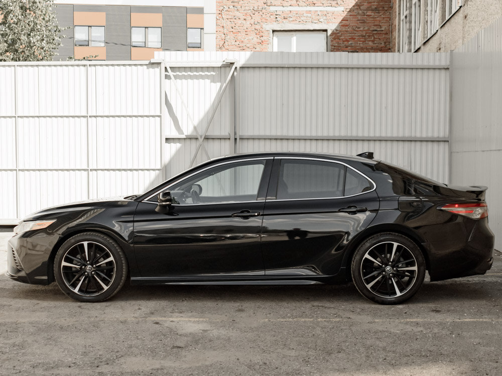 Купить Toyota Camry US Market 3.5 AT (301 л.с.), 2018 в Екатеренбурге