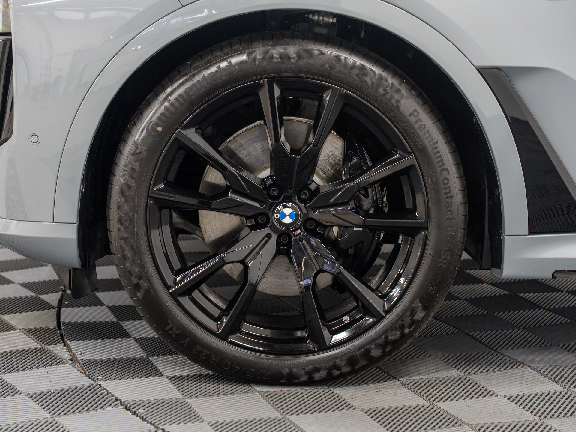 Автомобиль BMW X7 40d 3.0d AT (340 л.с.) 4WD - 3
