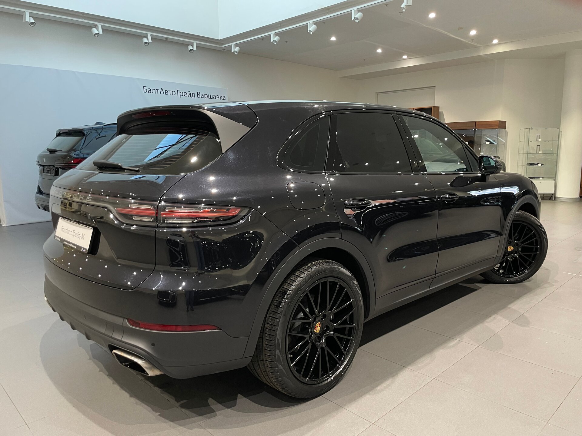 Автомобиль Porsche Cayenne 3.0 AT (340 л.с.) 4WD - 6