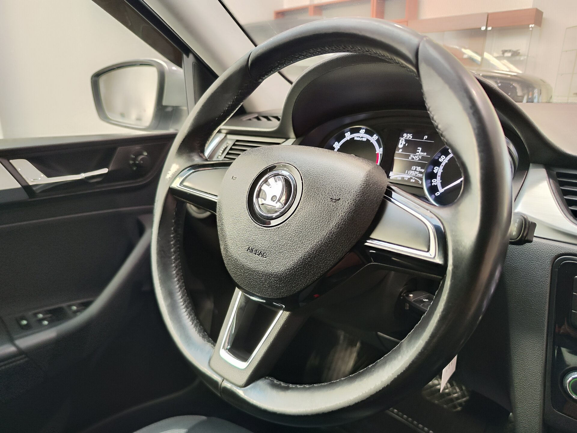 Автомобиль Skoda Rapid 1.4 AMT (125 л.с.) - 13