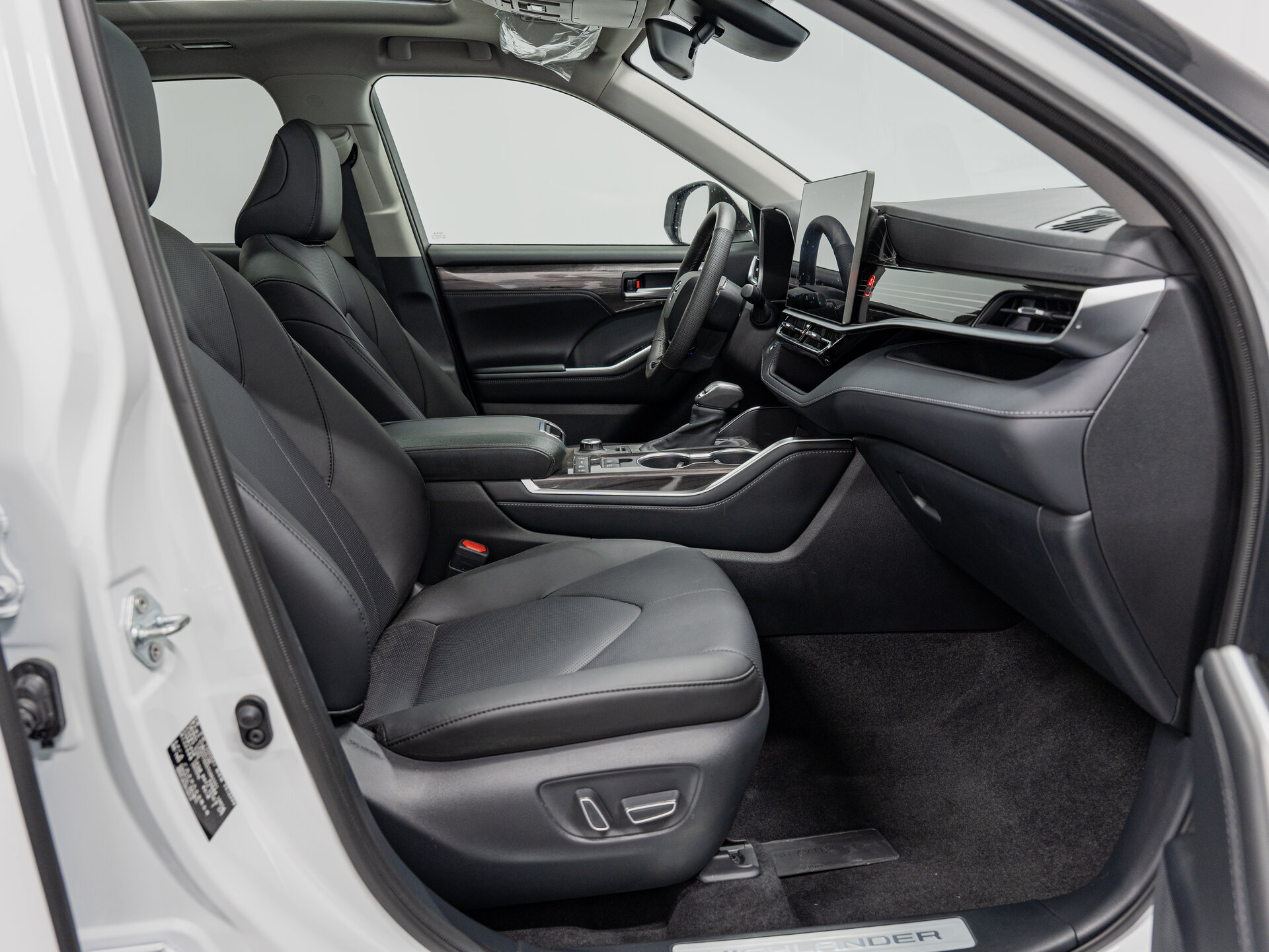 Автомобиль Toyota Highlander 2.0 AT (248 л.с.) 4WD - 13