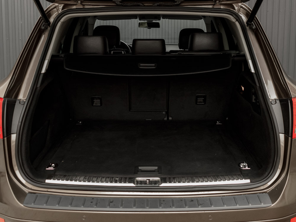 Купить Volkswagen Touareg 3.6 AT (249 л.с.) 4WD, 2012 в Екатеренбурге