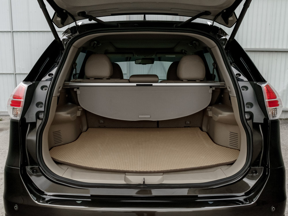 Купить Nissan X-Trail 2.0 CVT (144 л.с.) 4WD, 2015 в Екатеренбурге