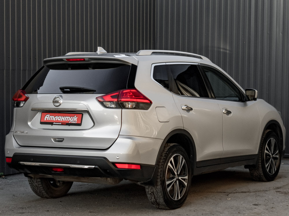 Купить Nissan X-Trail 2.0 CVT (144 л.с.) 4WD, 2018 в Екатеренбурге