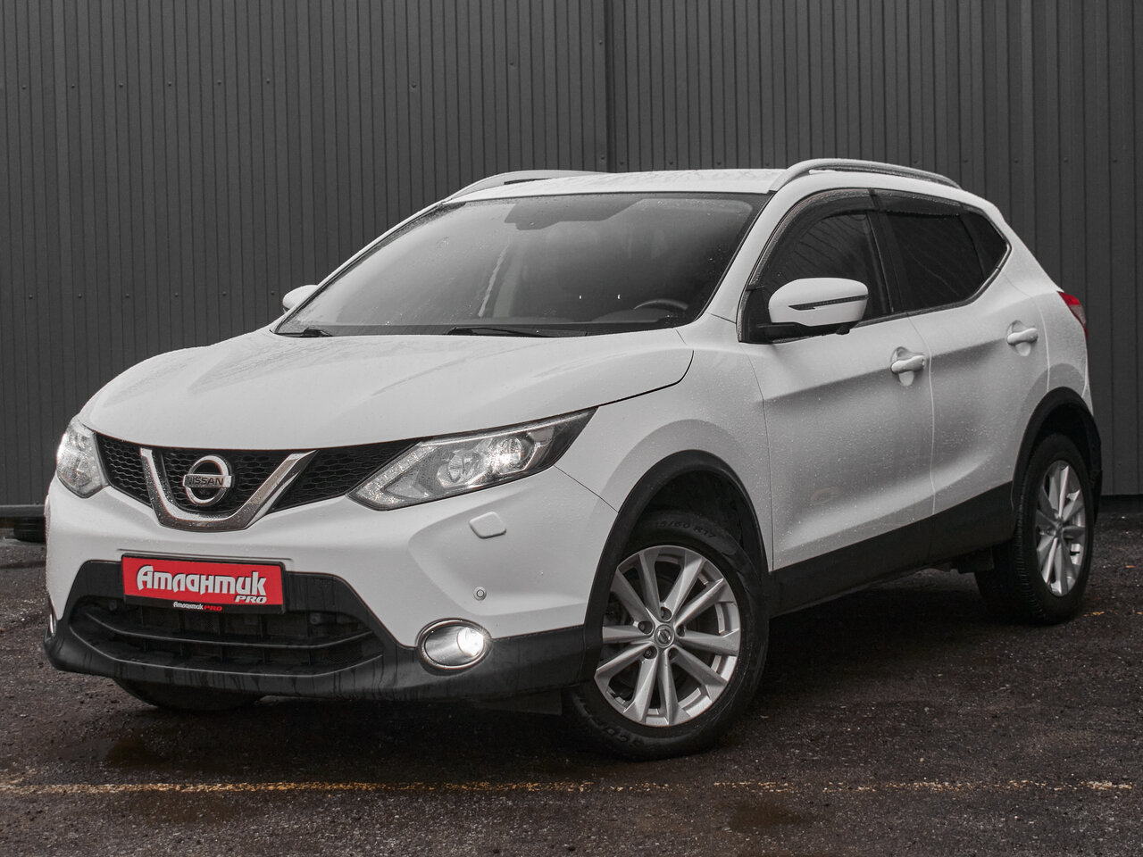 Купить Nissan Qashqai 2.0 CVT (144 л.с.) 4WD, 2017 в Екатеренбурге