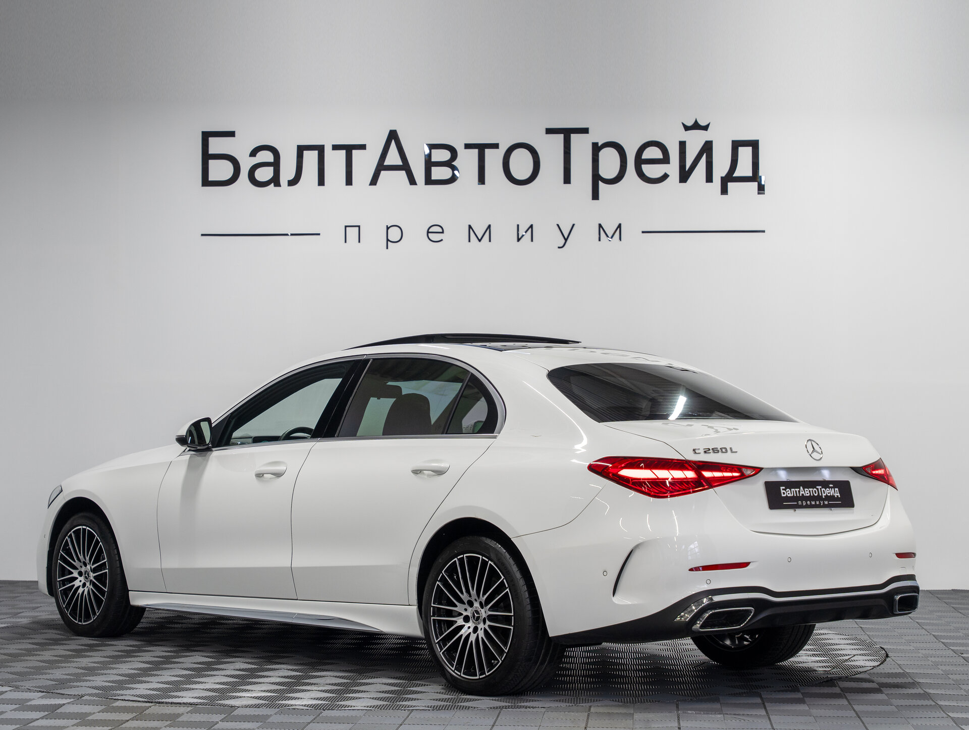 Автомобиль Mercedes-Benz C-Класс 260 L 1.5 AT (204 л.с.) - 9