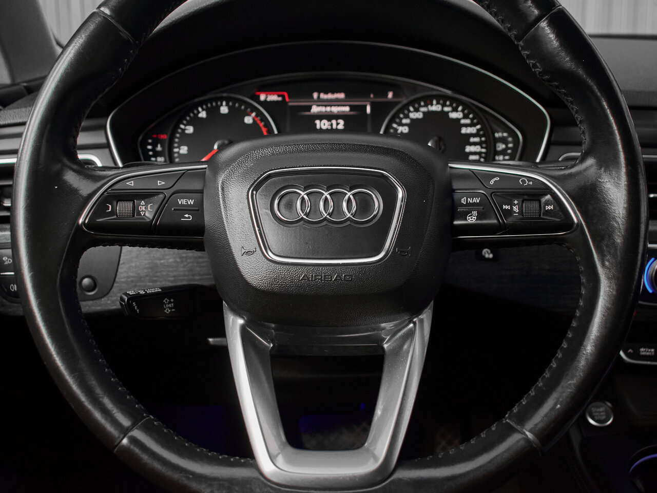 Купить Audi A4 1.4 AMT (150 л.с.), 2016 в Екатеренбурге