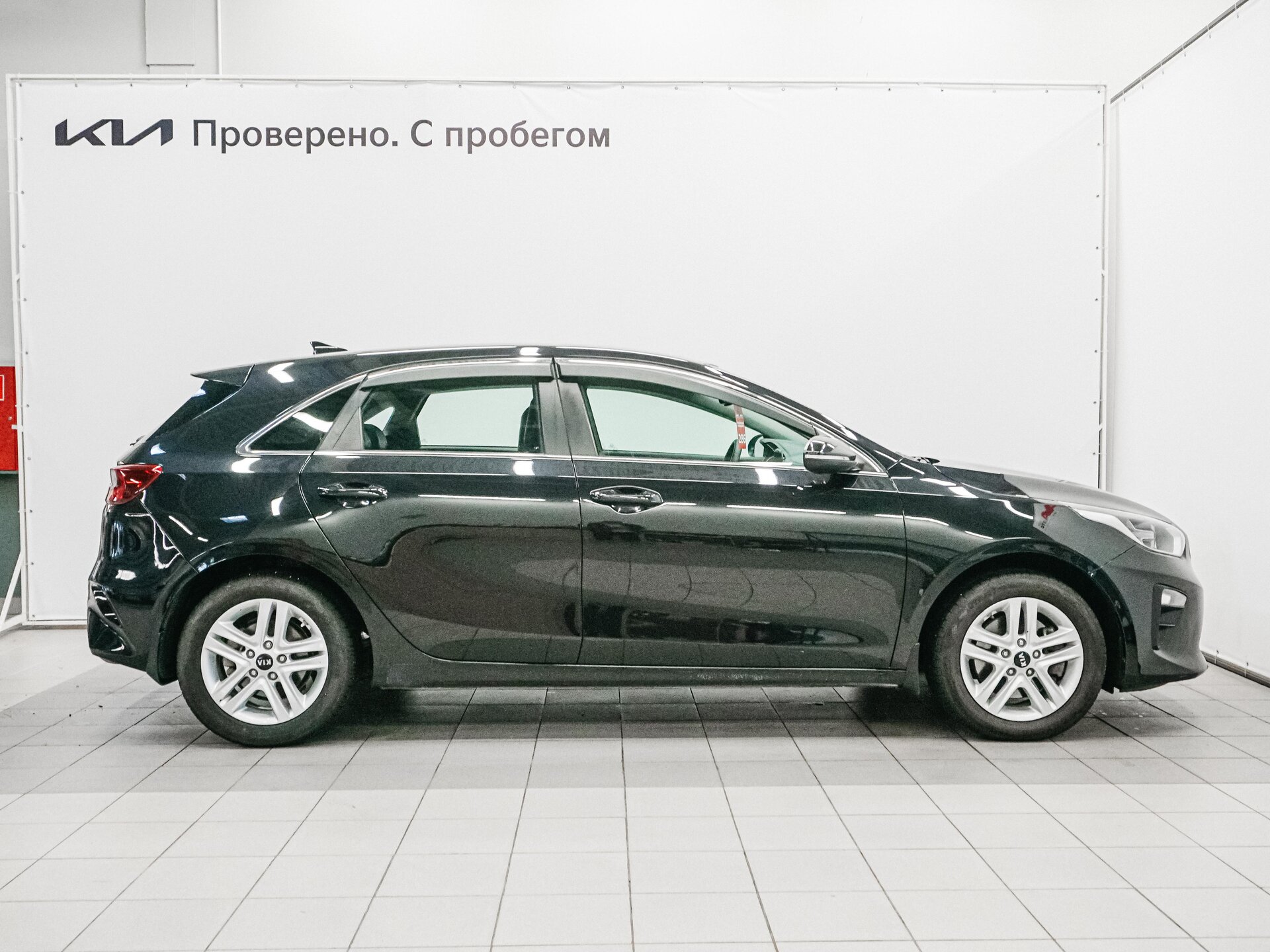 Kia Ceed 2019 6