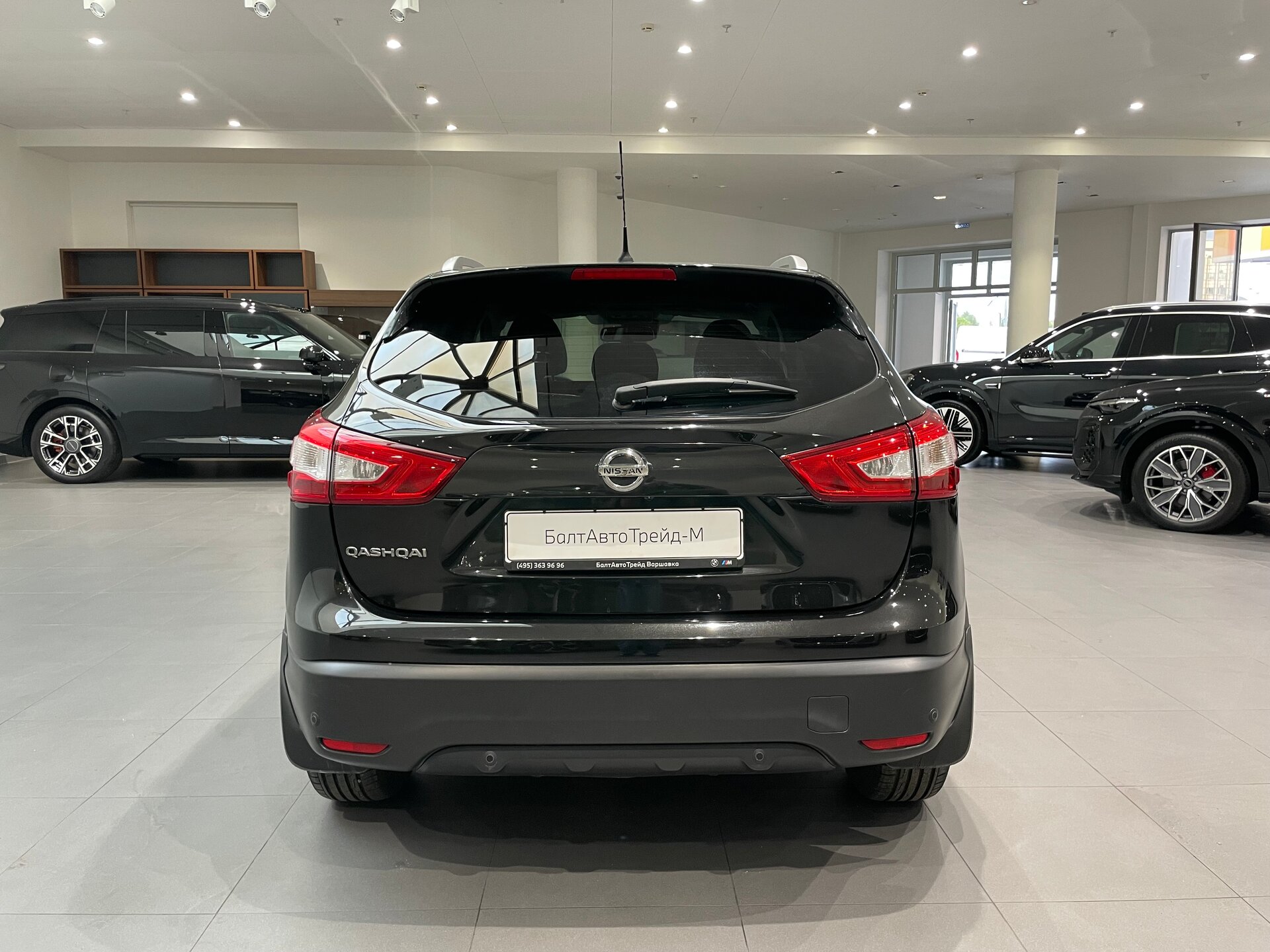 Автомобиль Nissan Qashqai 2.0 CVT (144 л.с.) 4WD - 5