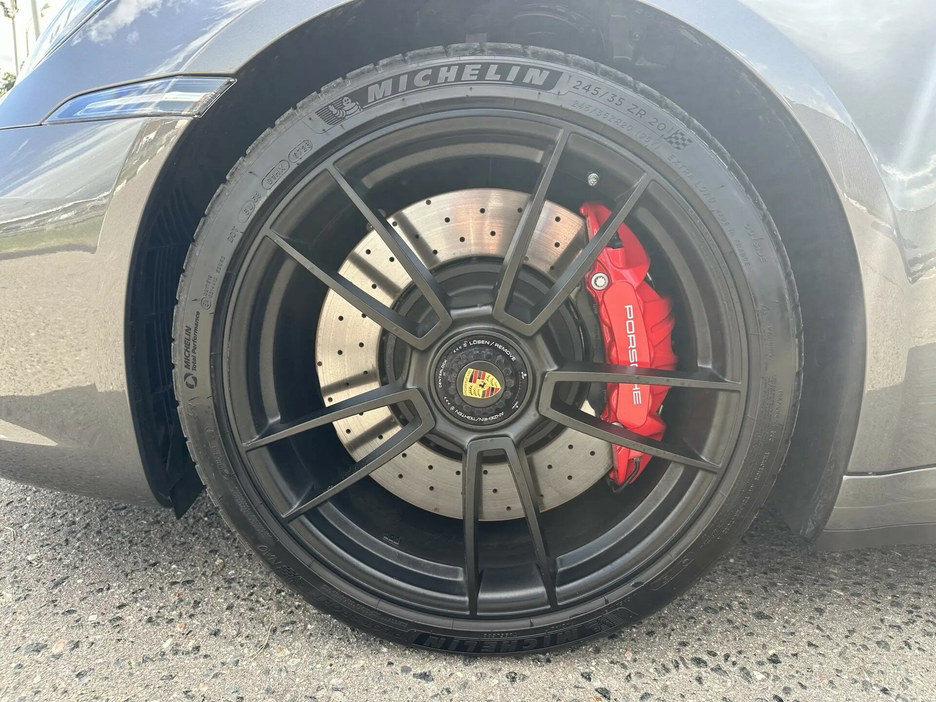 Автомобиль Porsche 911 Carrera 4 GTS 3.0 AMT (480 л.с.) 4WD - 7