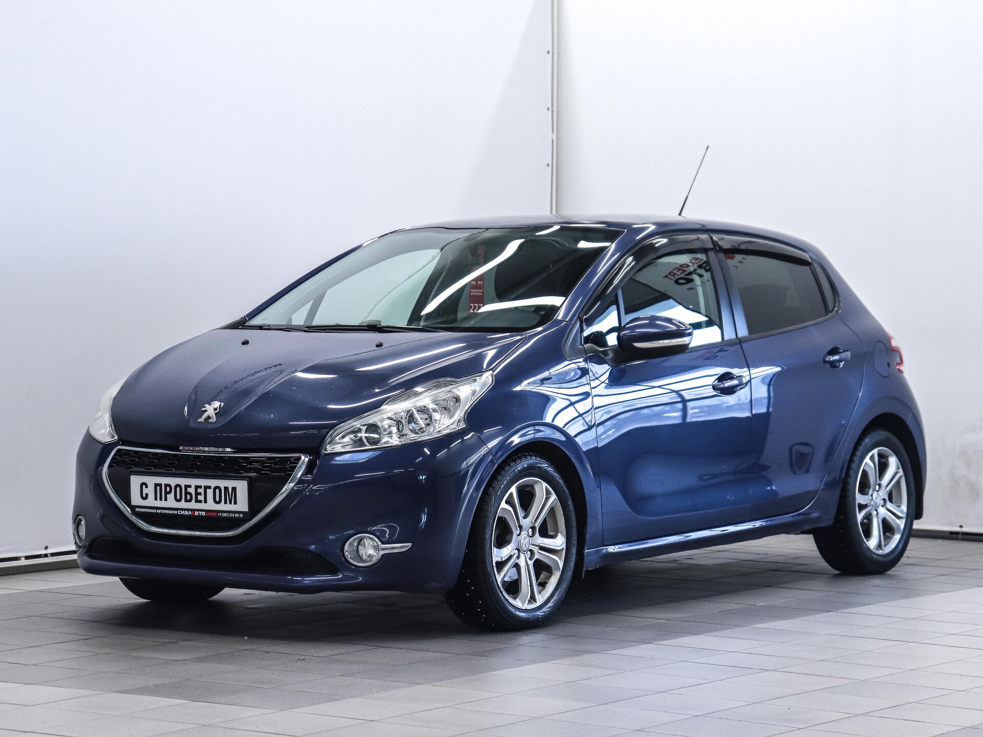 Peugeot 208 2013 1