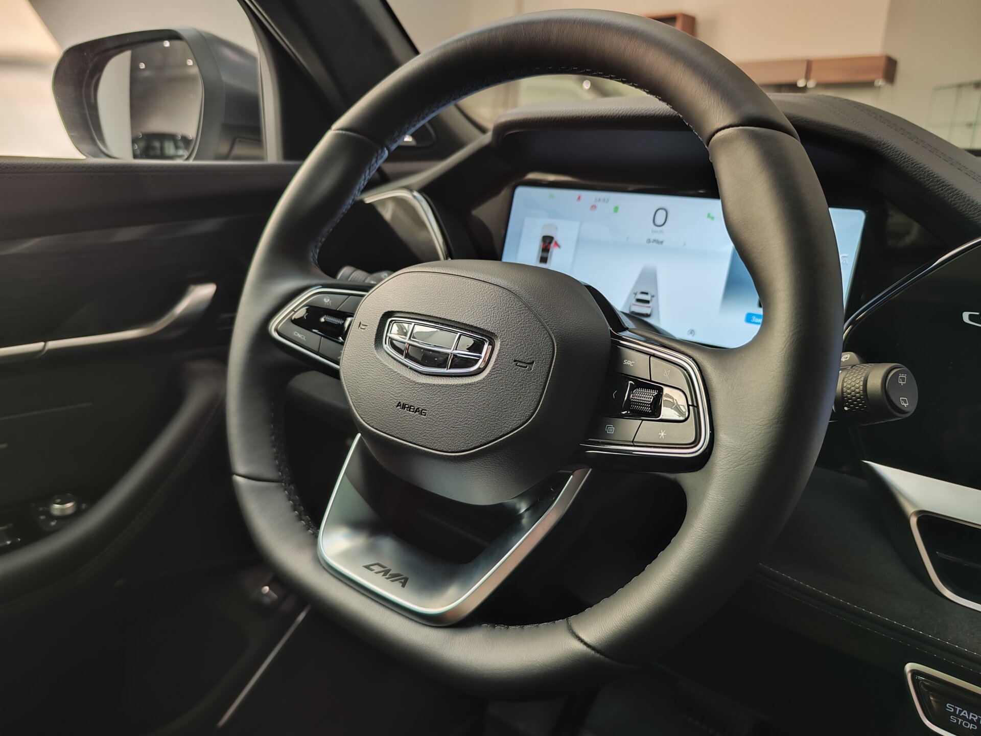 Автомобиль Geely Monjaro 2.0 AT (238 л.с.) 4WD - 16