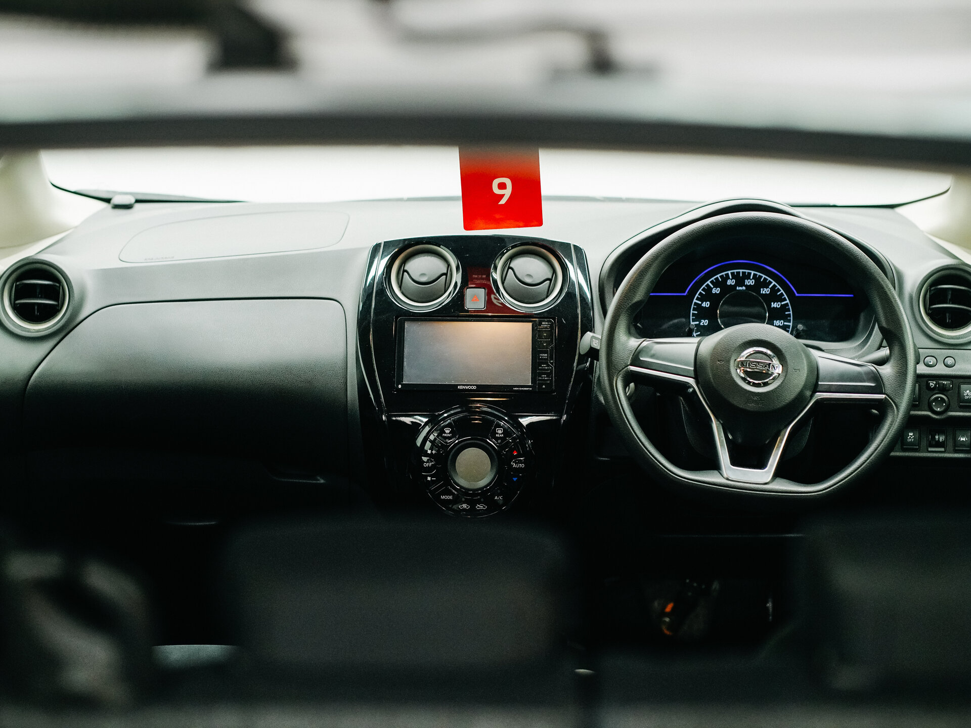Nissan Note 2018 13