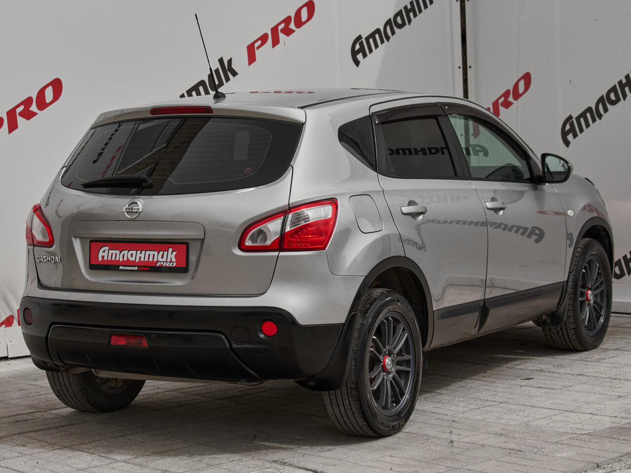 Купить Nissan Qashqai 1.6 CVT (117 л.с.), 2012 в Екатеренбурге