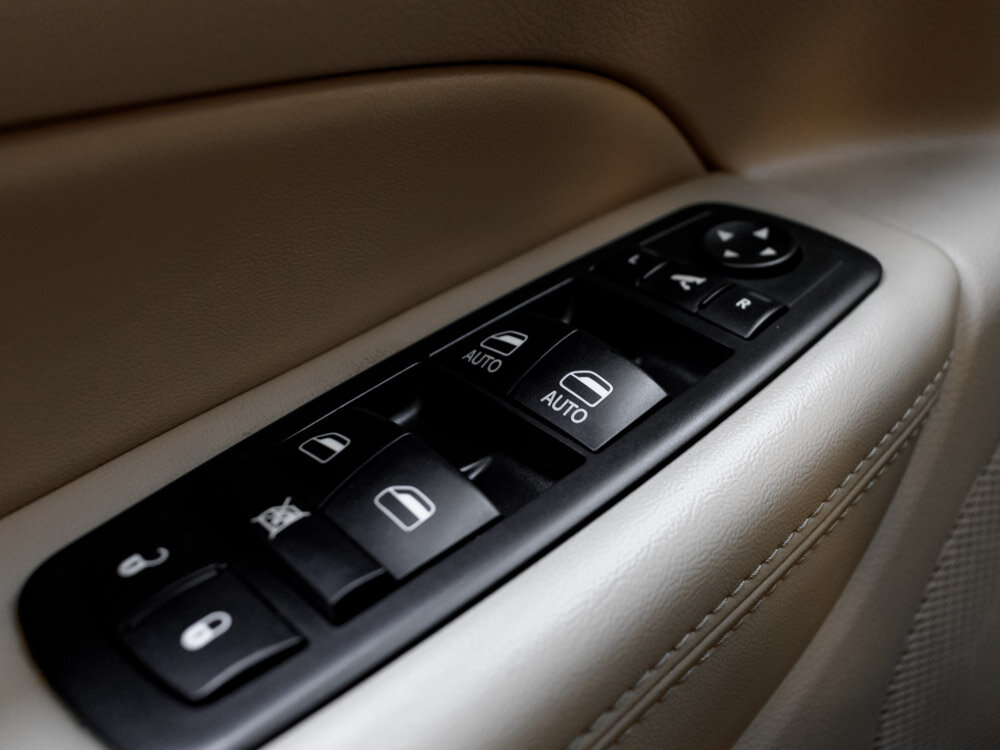 Купить Jeep Grand Cherokee 3.6 AT (286 л.с.) 4WD, 2011 в Екатеренбурге