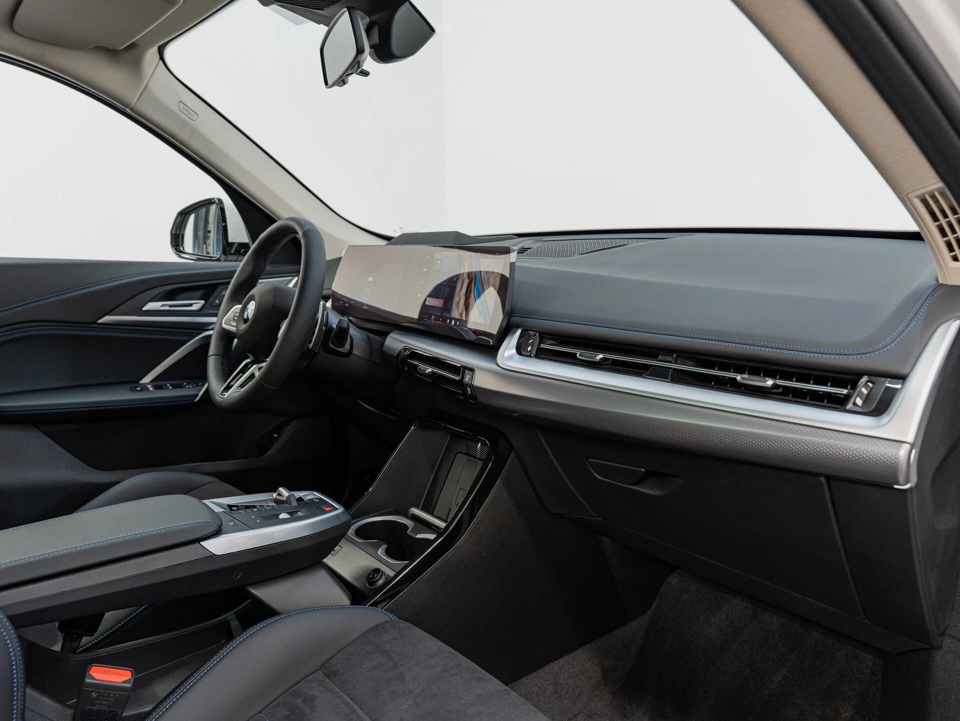 Автомобиль BMW X1 25Li xDrive 2.0 AMT (204 л.с.) 4WD - 11