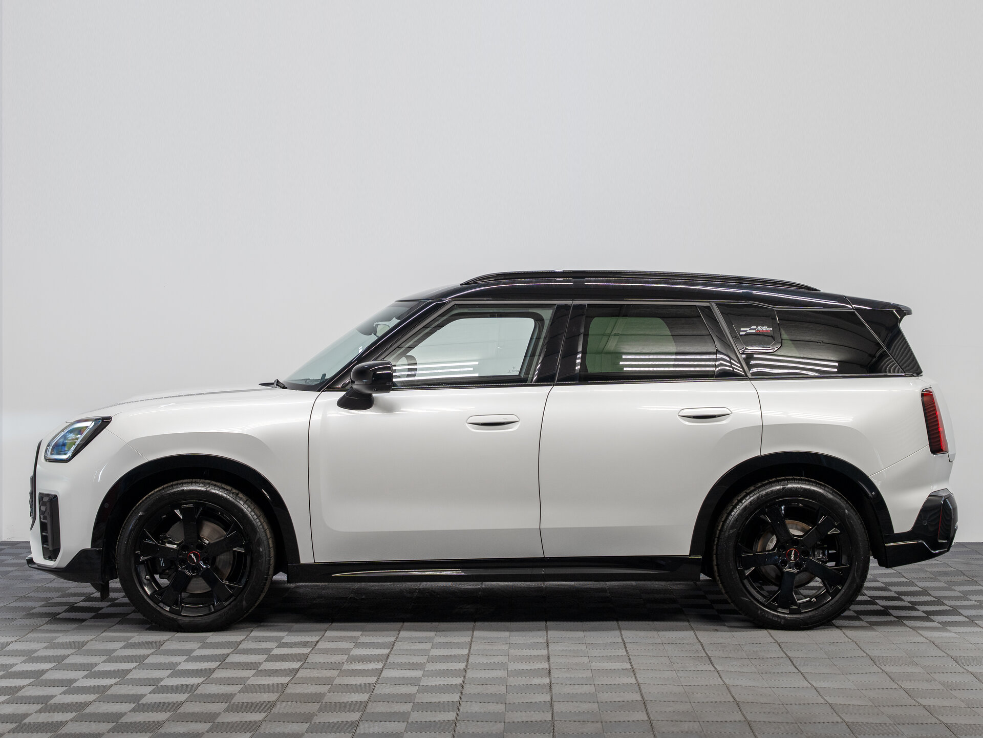 Автомобиль MINI Countryman C 1.5 AMT (170 л.с.) - 8