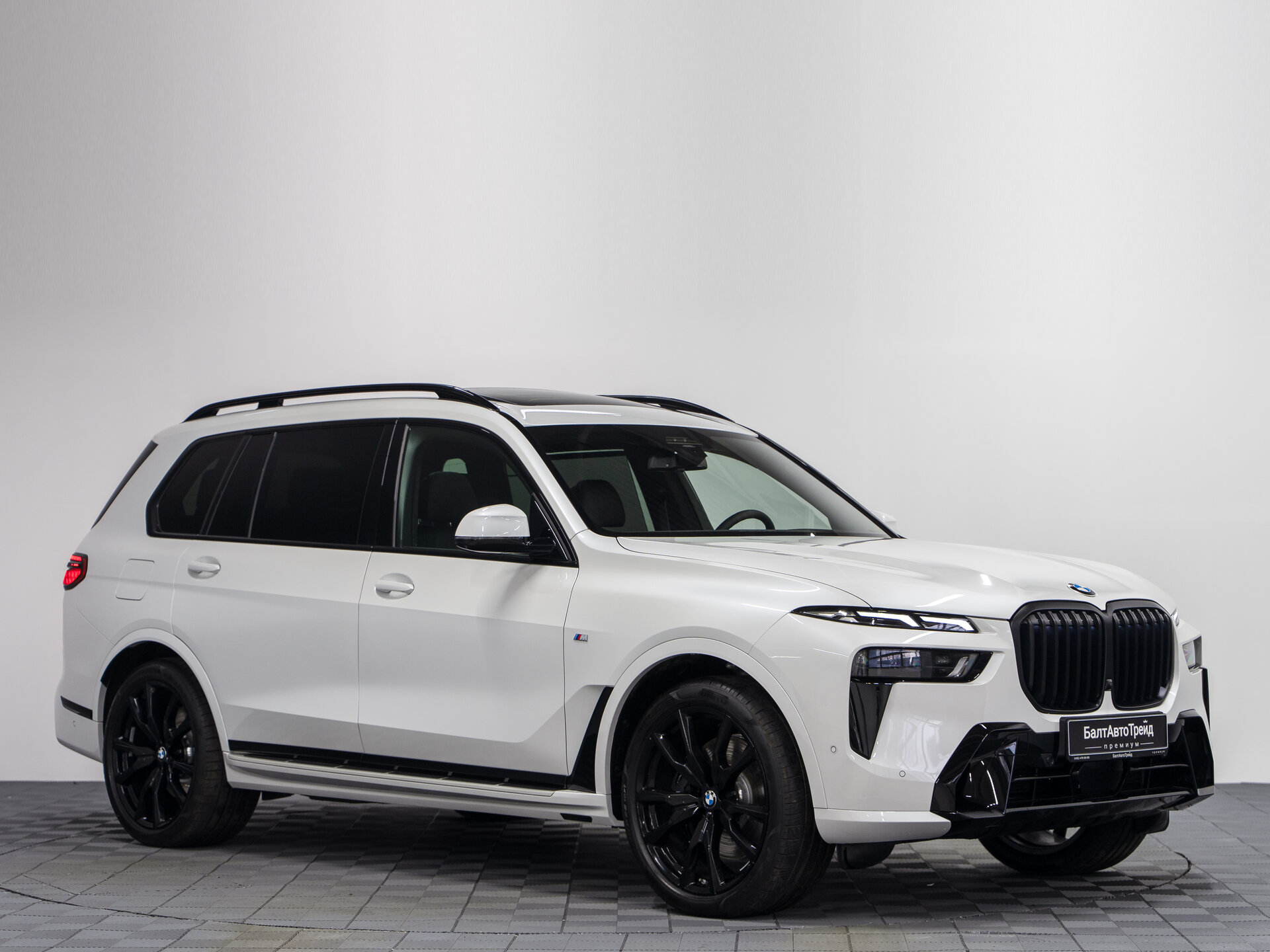 Автомобиль BMW X7 40d 3.0d AT (340 л.с.) 4WD - 5