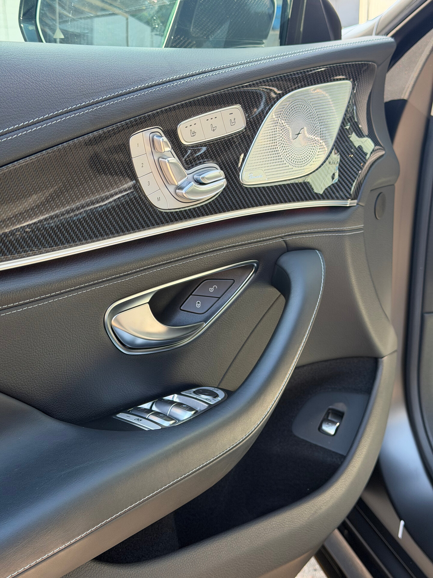 Автомобиль Mercedes-Benz AMG GT 4-Door Coupe 43 3.0 AT (367 л.с.) 4WD - 7