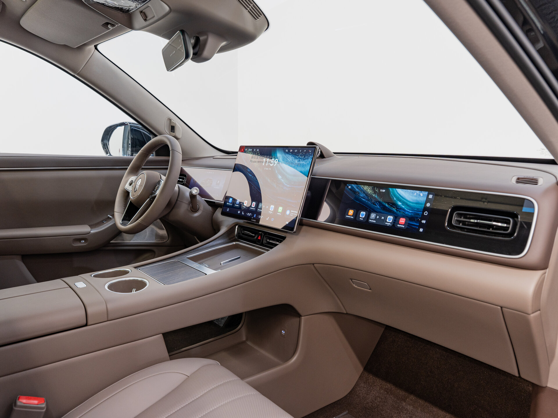 Автомобиль Aito M7 53.4 kWh 1.5hyb AT (533 л.с.) 4WD - 11