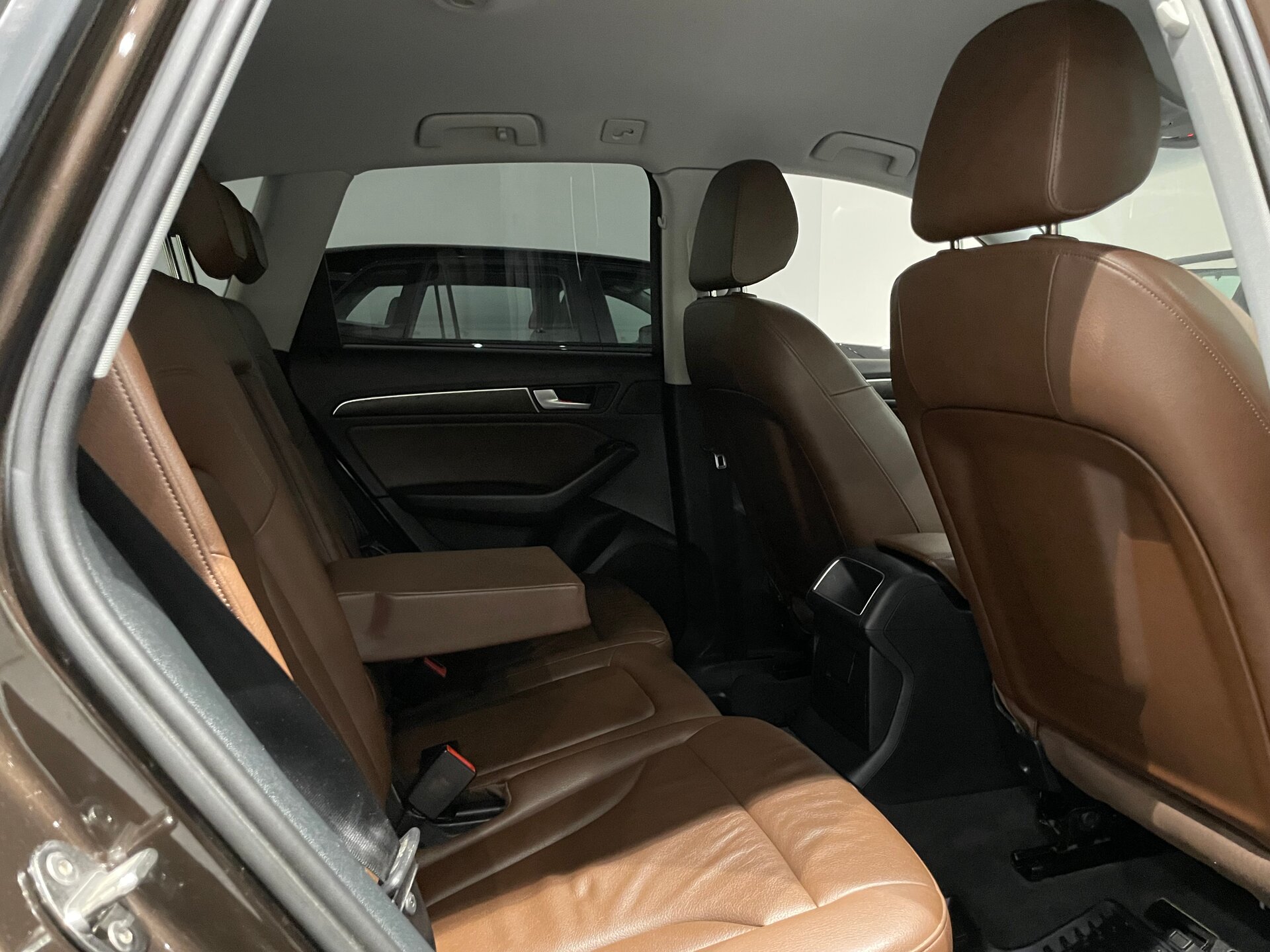 Автомобиль Audi Q5 2.0 AT (230 л.с.) 4WD - 10