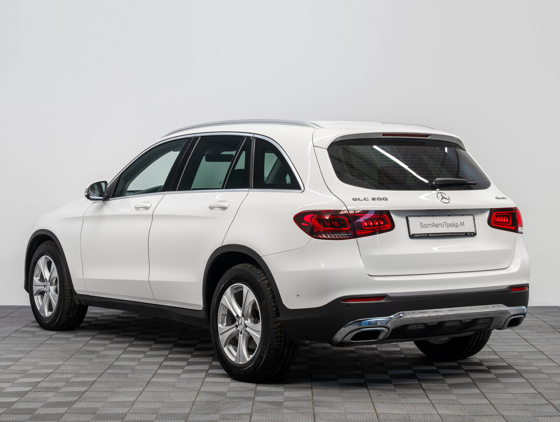 Автомобиль Mercedes-Benz GLC 200 2.0 AT (197 л.с.) 4WD - 4