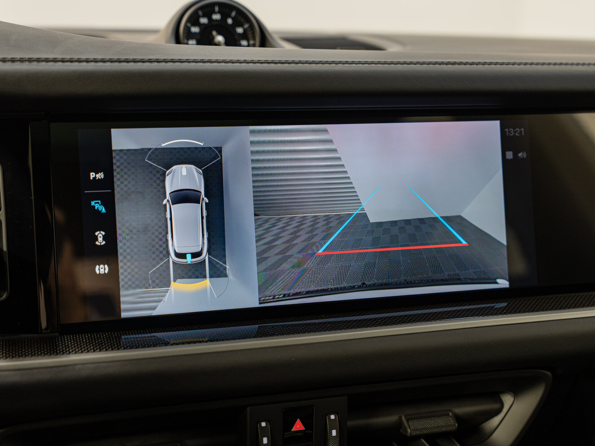 Автомобиль Porsche Cayenne 3.0 AT (353 л.с.) 4WD - 19