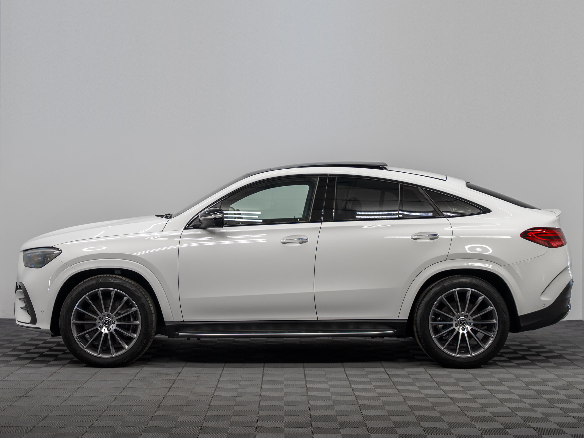 Автомобиль Mercedes-Benz GLE Coupe 450 3.0 AT (381 л.с.) 4WD - 8
