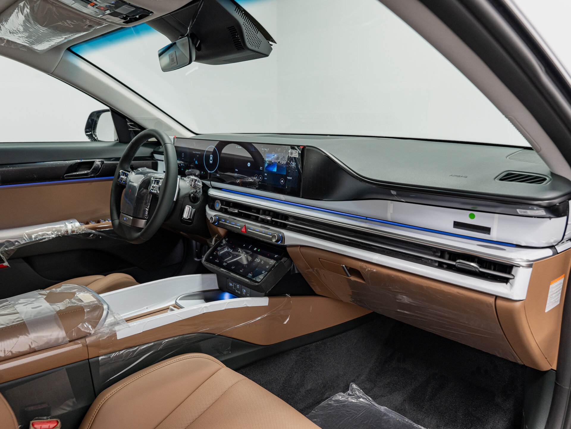 Автомобиль Hyundai Grandeur 1.6hyb AT (230 л.с.) - 14