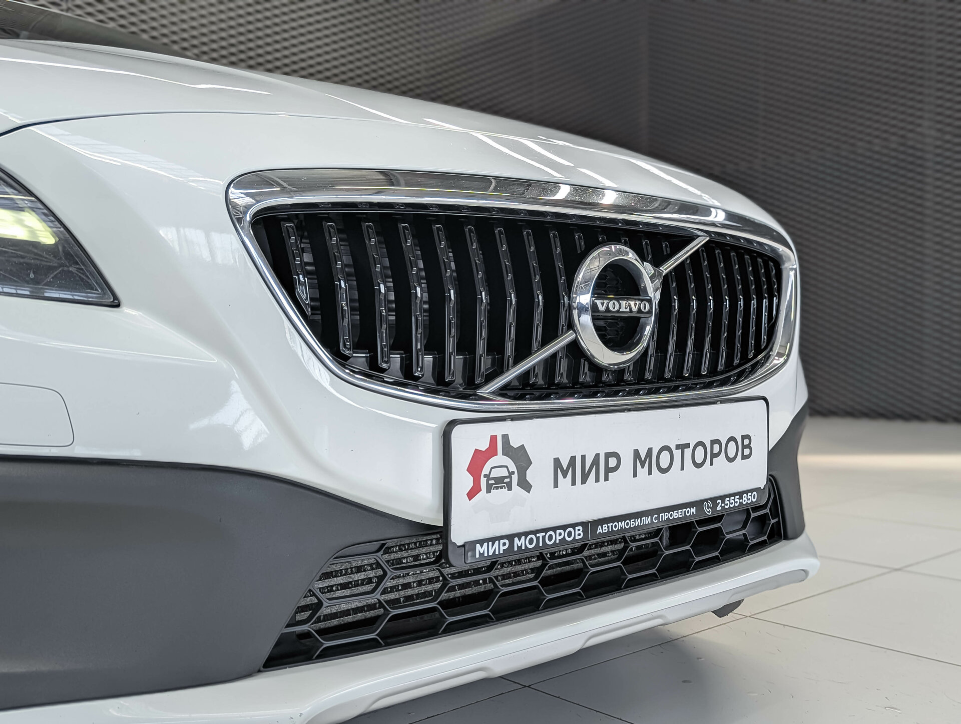 Volvo V40 Cross Country, I Рестайлинг Kinetic, 2018, Хэтчбек 5 дв.