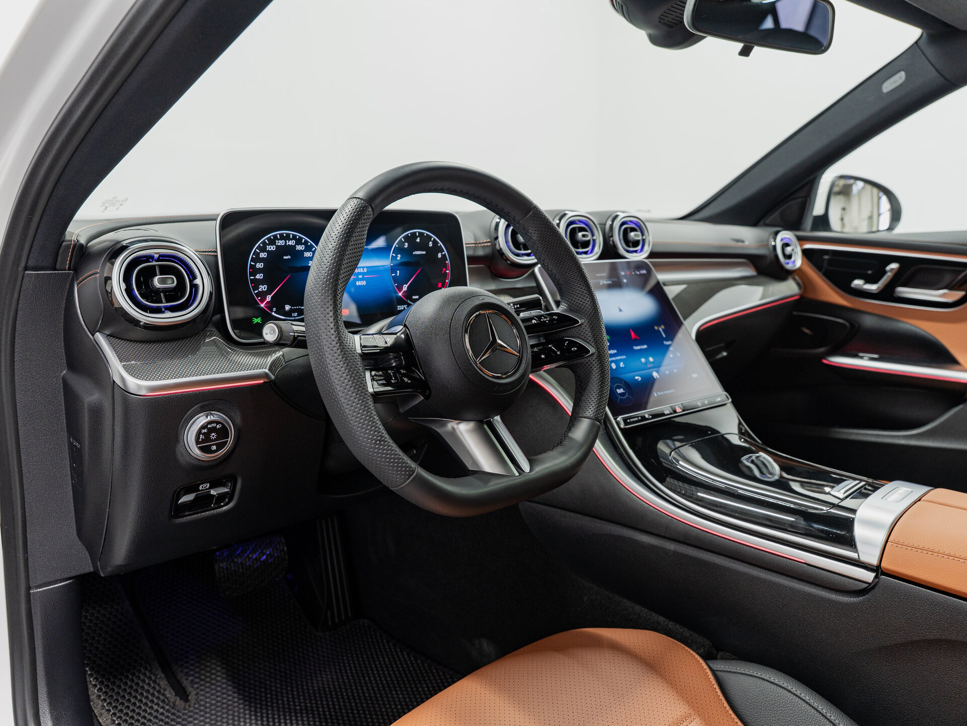 Автомобиль Mercedes-Benz C-Класс 260 L 1.5 AT (204 л.с.) - 12