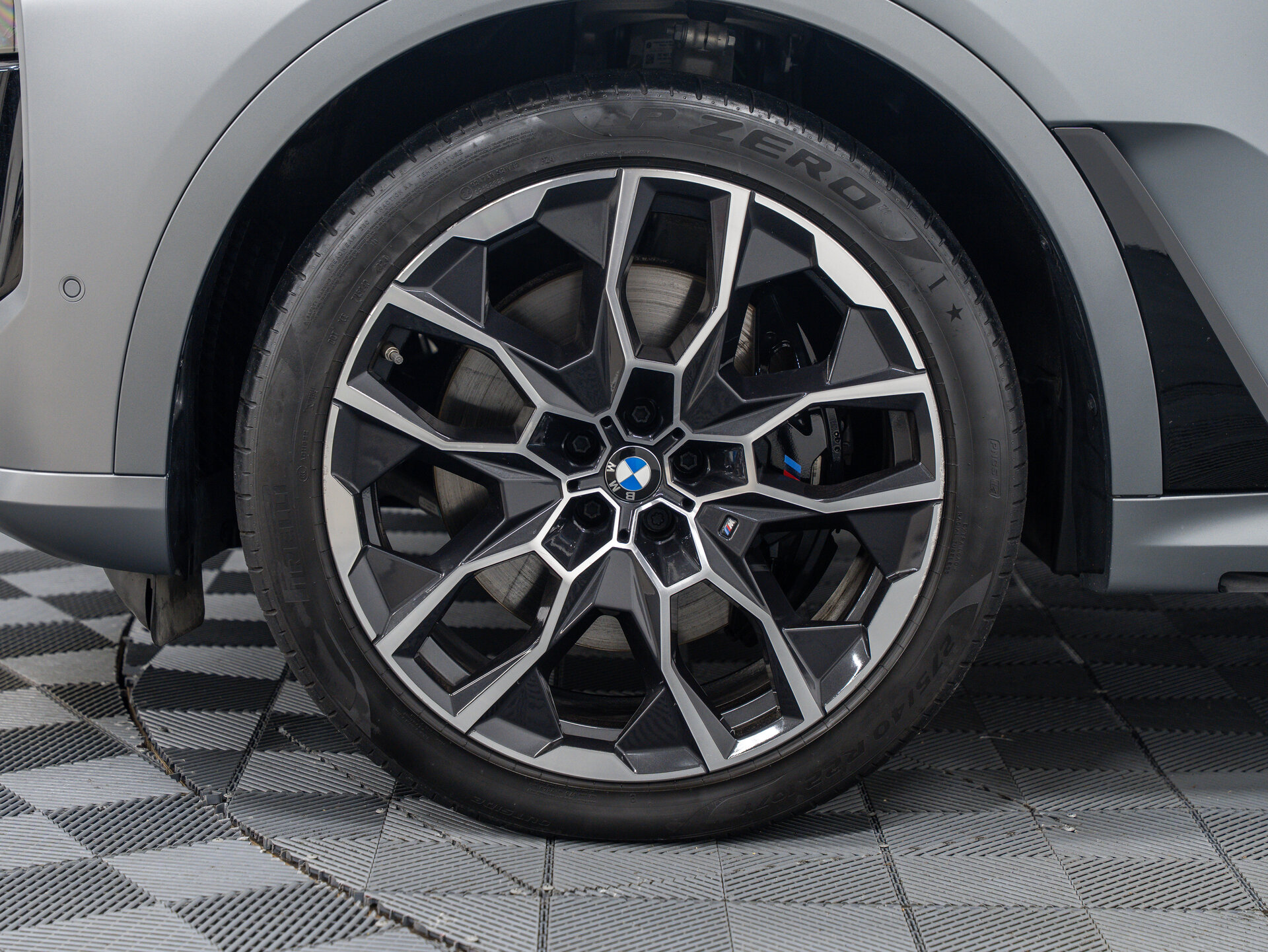 Автомобиль BMW X7 40d 3.0d AT (340 л.с.) 4WD - 3