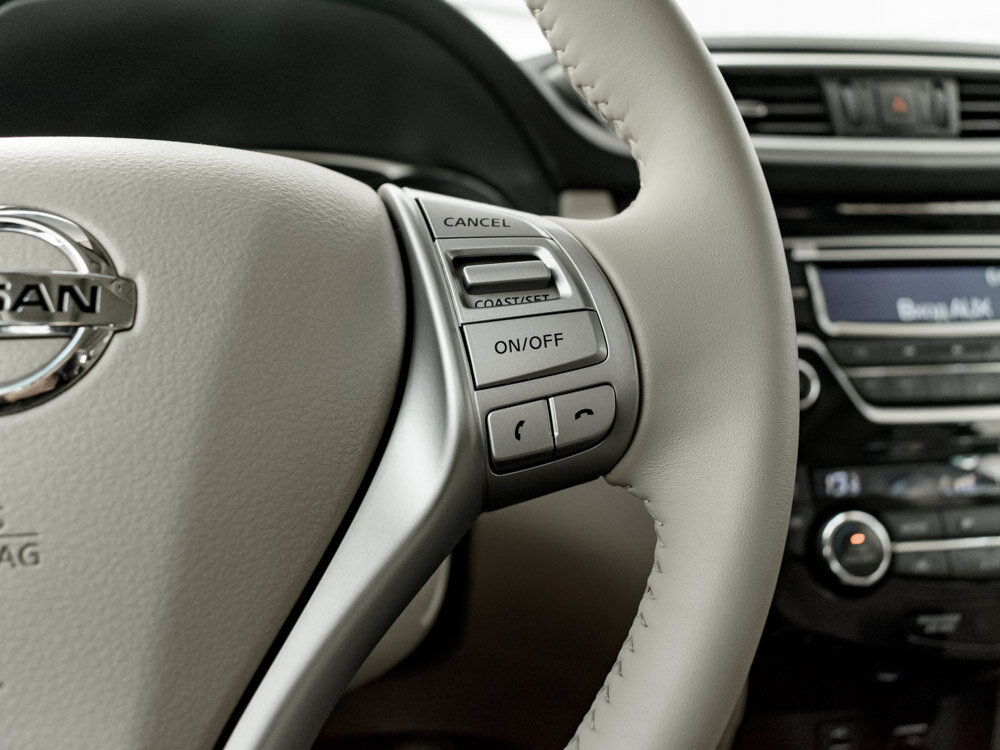Купить Nissan X-Trail 2.0 CVT (144 л.с.) 4WD, 2015 в Екатеренбурге
