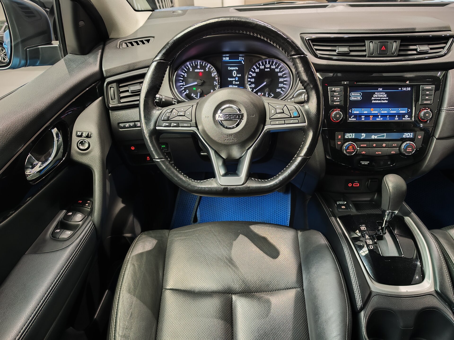 Автомобиль Nissan Qashqai 2.0 CVT (144 л.с.) 4WD - 18